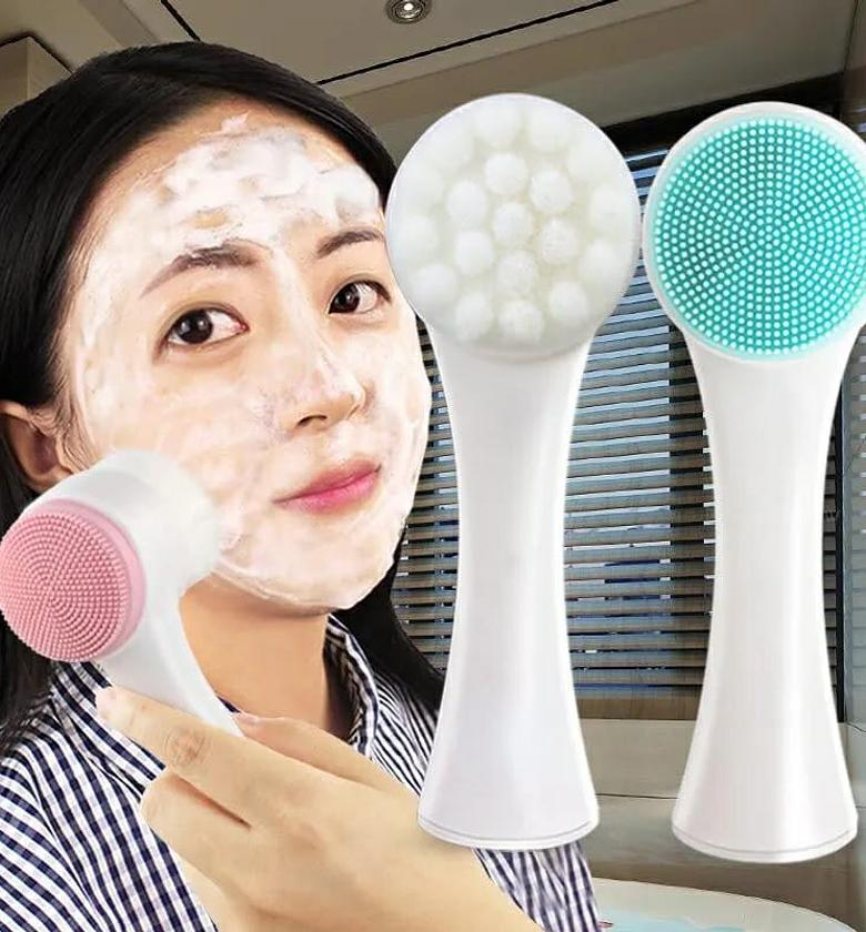 2 In 1 Facial Brush And Massager image