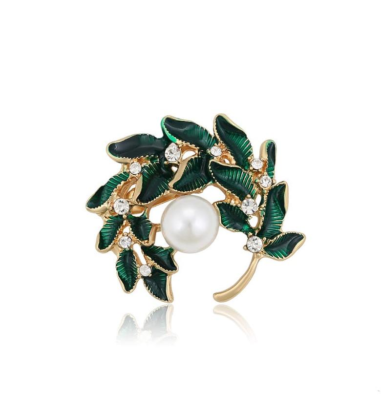 Emerald green Royal brooch image