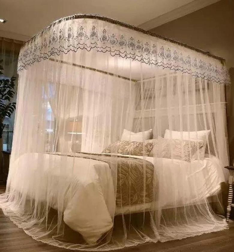 Top square Mosquito net image