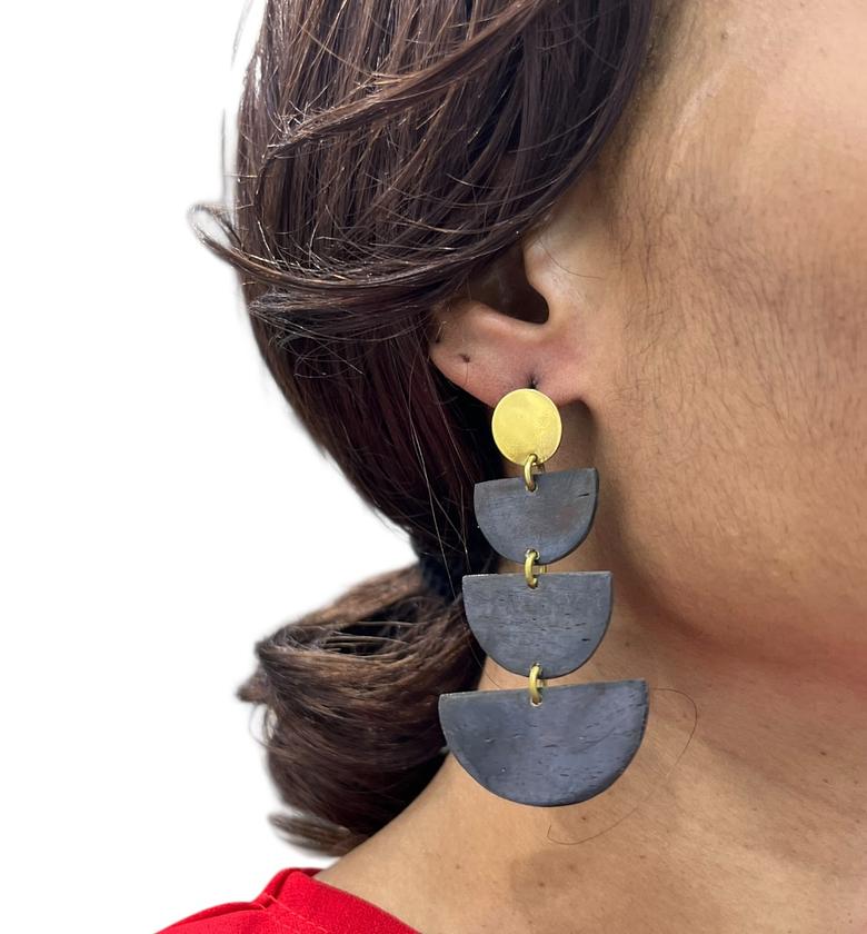 Nuru Rays Earrings image