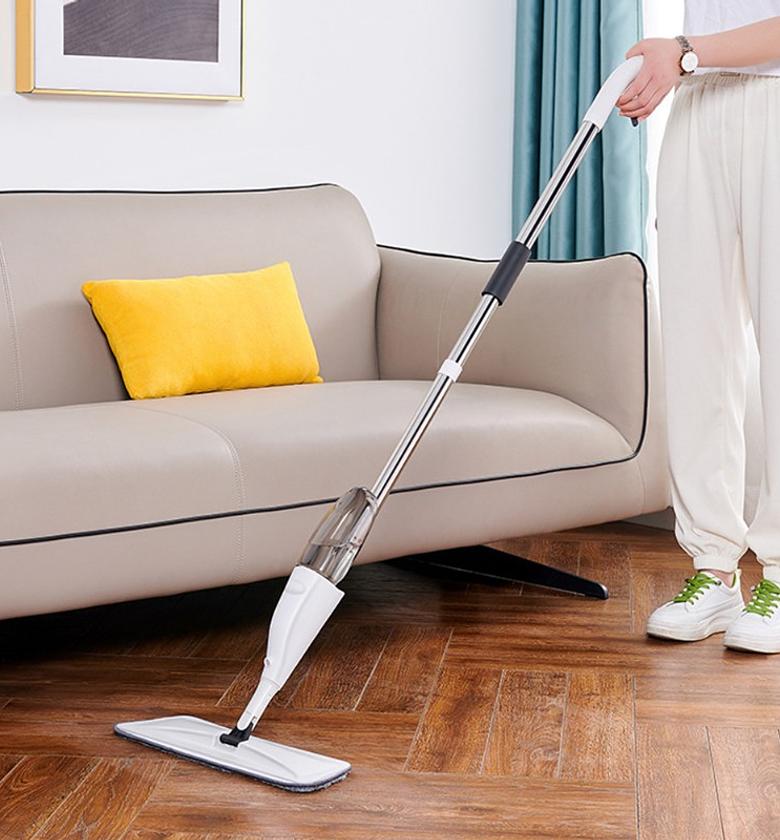 Spray Mop With 360 Degree Handle Mop image