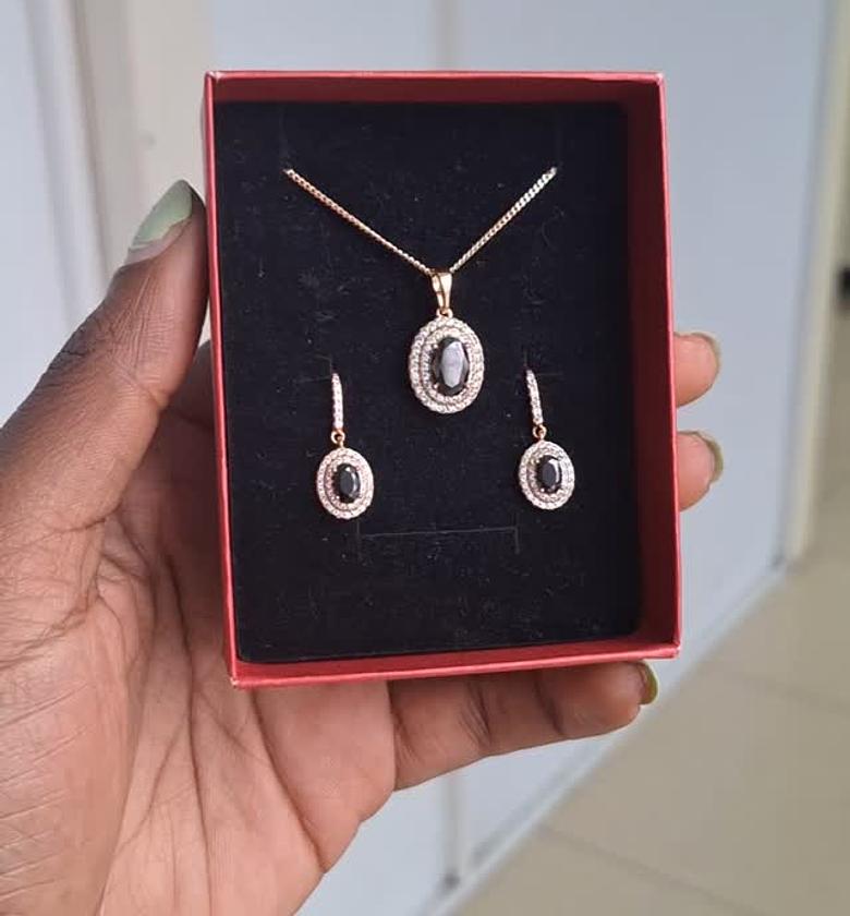 hypollargenic non tarnish and anti fading gold coated necklace  and earrings set image