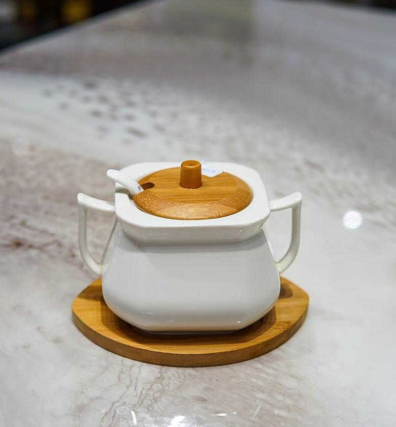 Single piece sugar dish with bamboo stand image