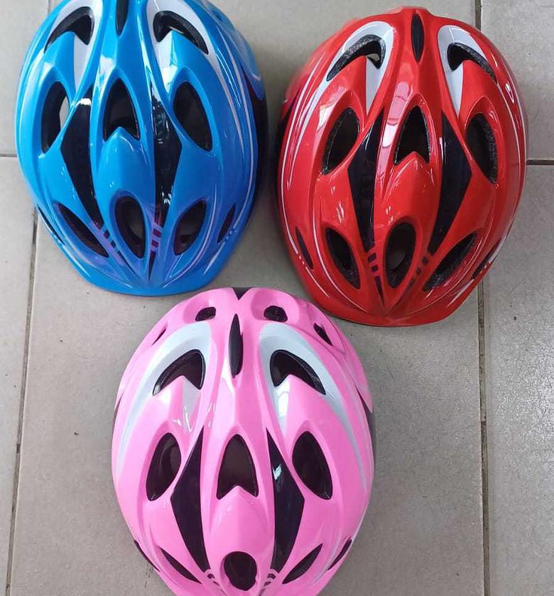 Helmet. High  Quality  Adjustable Kids 2yrs to 15 yrs Hard Helmet image