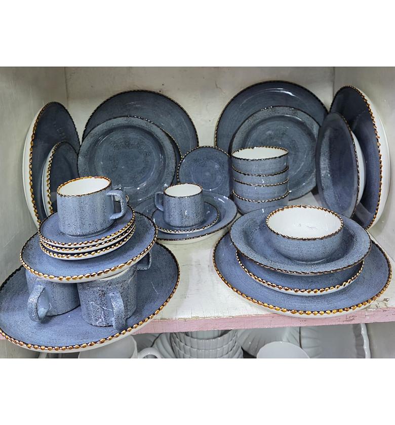 European Kiln Luxe Porcelain Dinnerware Set – 36 Pieces image