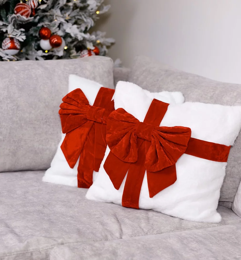 MerryLuxe Decorative Christmas Pillow Covers image