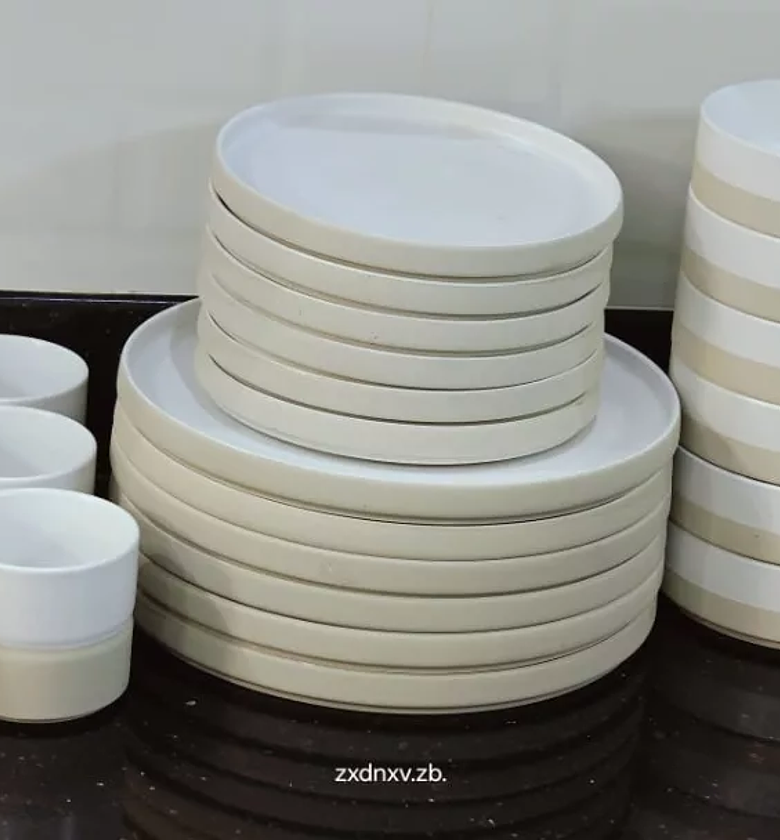 Mate White 24-Piece Dinner Set image