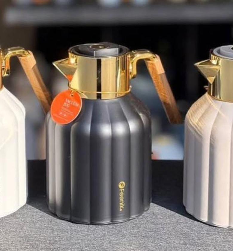 Quality classy thermo flasks. image