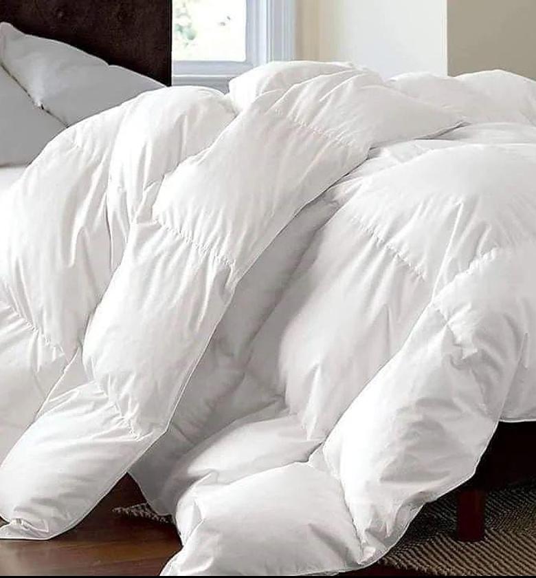 Extra Kingsize white duvet image
