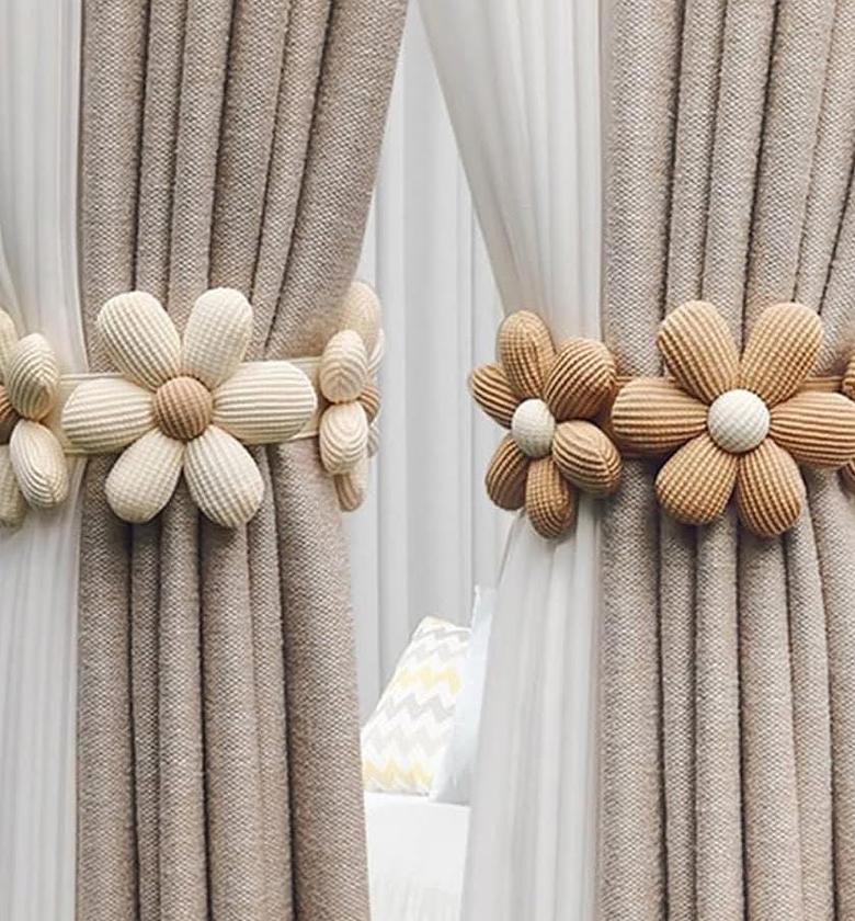 Cute flower curtain tie backs. per pair image