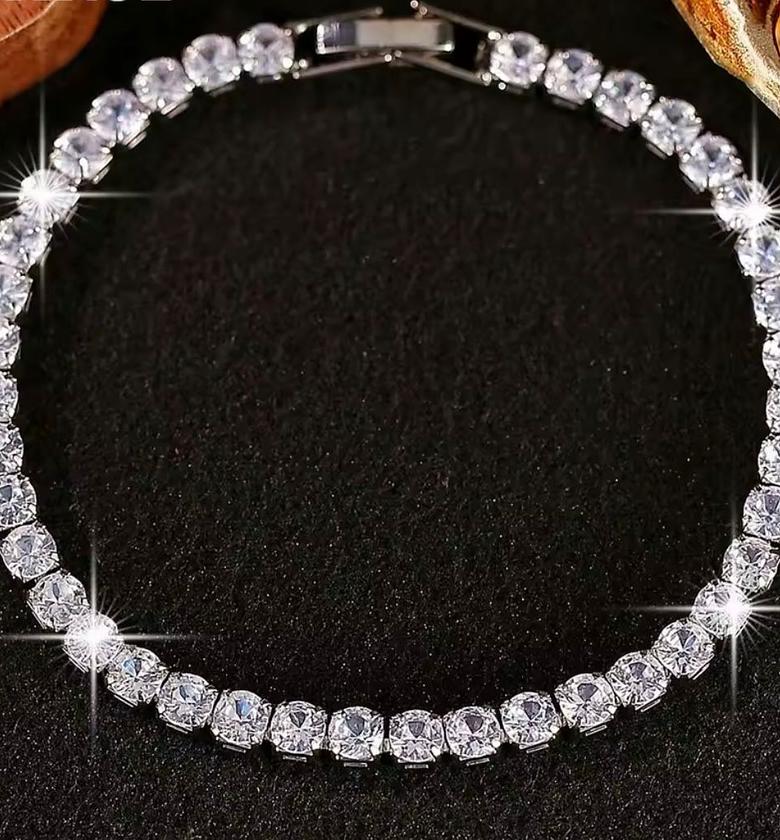 Radiant Emerald-Cut Line Bracelet image