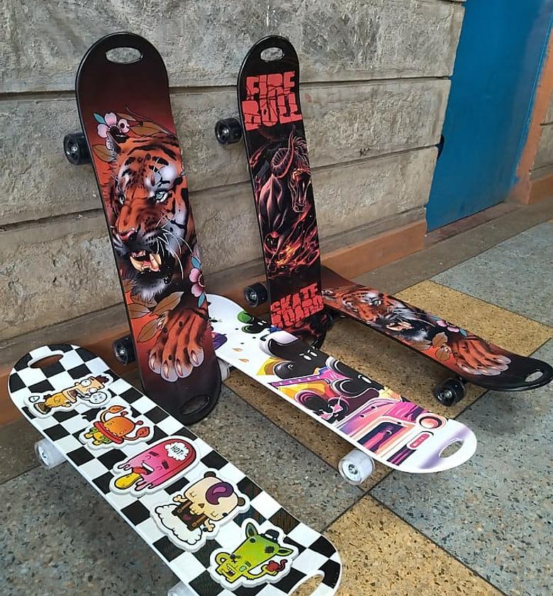 TEEN/ADULT SKATE BOARD image