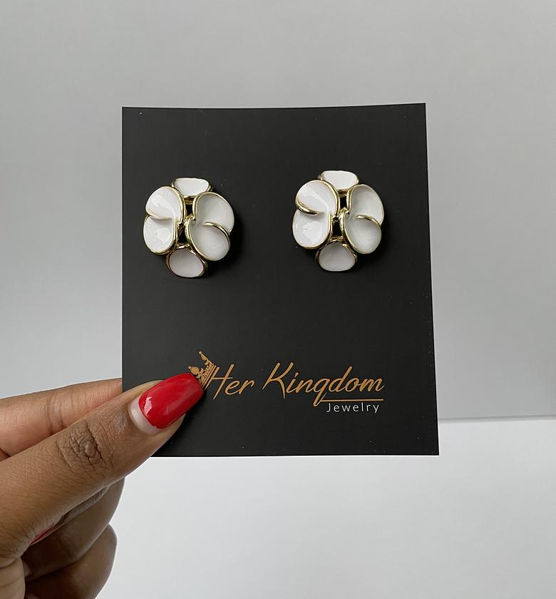 Nova Earrings (White) image