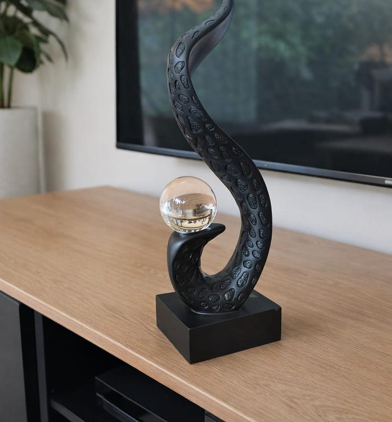 Office/home figure Modeling Resin Table Ornaments  image