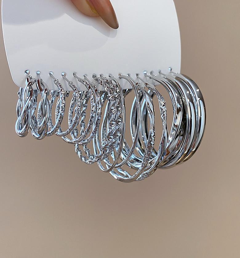  Twisted Round Earrings Set  image