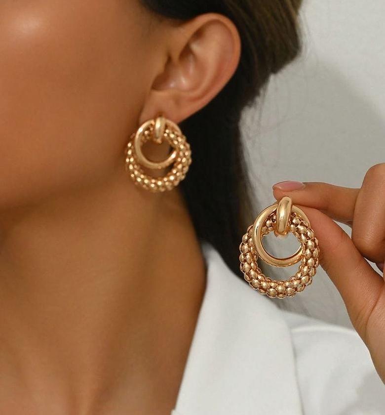 Spiral stud earrings  image