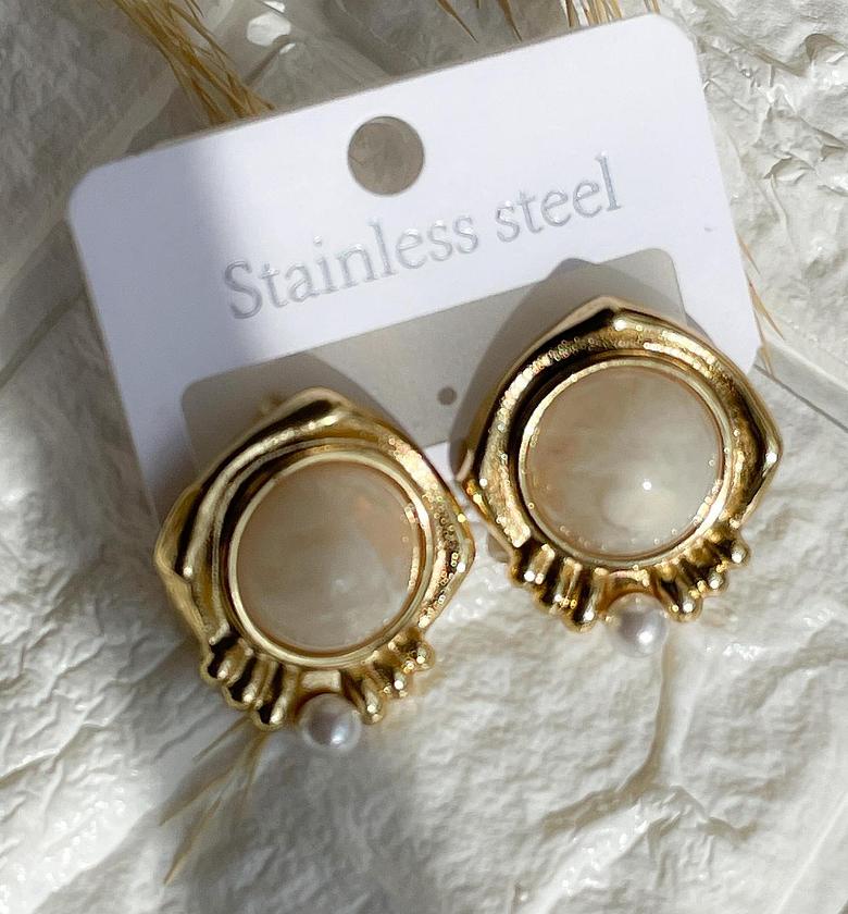 Royal Glam Stud Earrings image