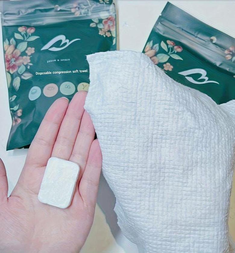 6pcs Compressed Cotton Towels 30x60cm Portable Magic Travel Towels image