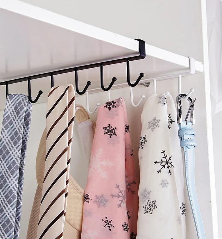 Iron 12-Hook Under-Shelf Storage Rack image