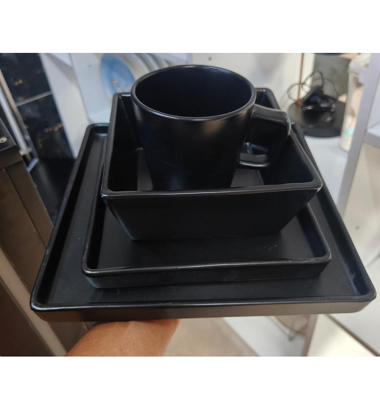 24-Piece Ceramic Square Dinner Set image