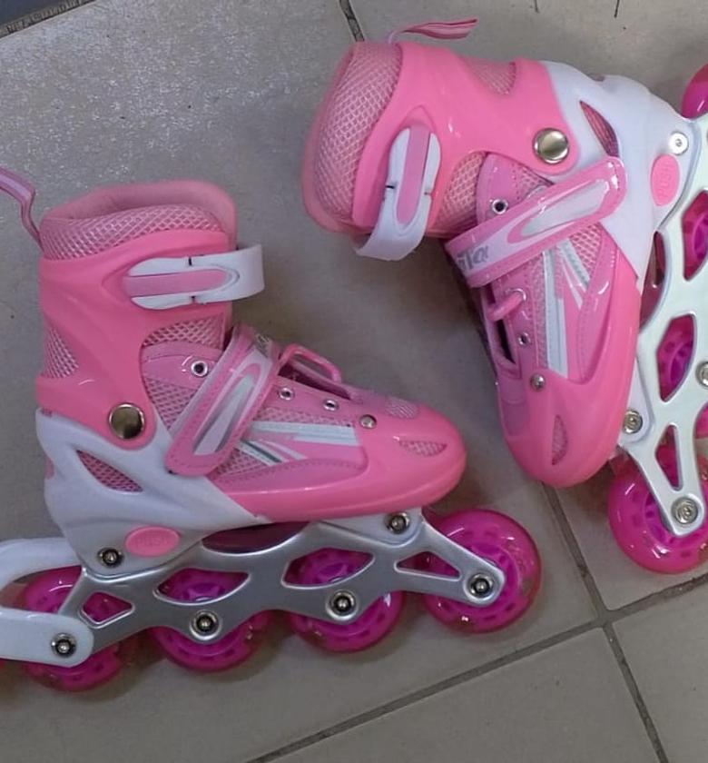 KIDS SKATING SHOES. High Speed Roller Skates Shoes Sizes 30-33 image