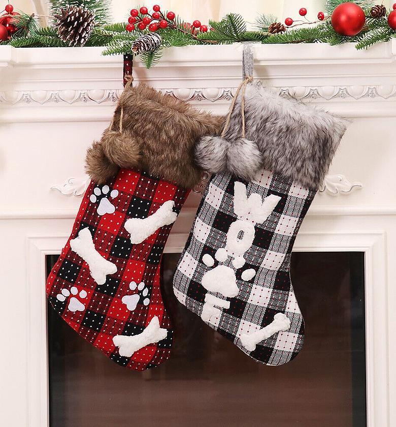 2-Piece Christmas Décor Socks image