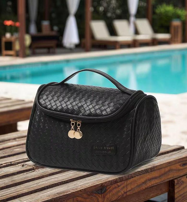 Leather cosmetics / make up organizer travel bag Colors image