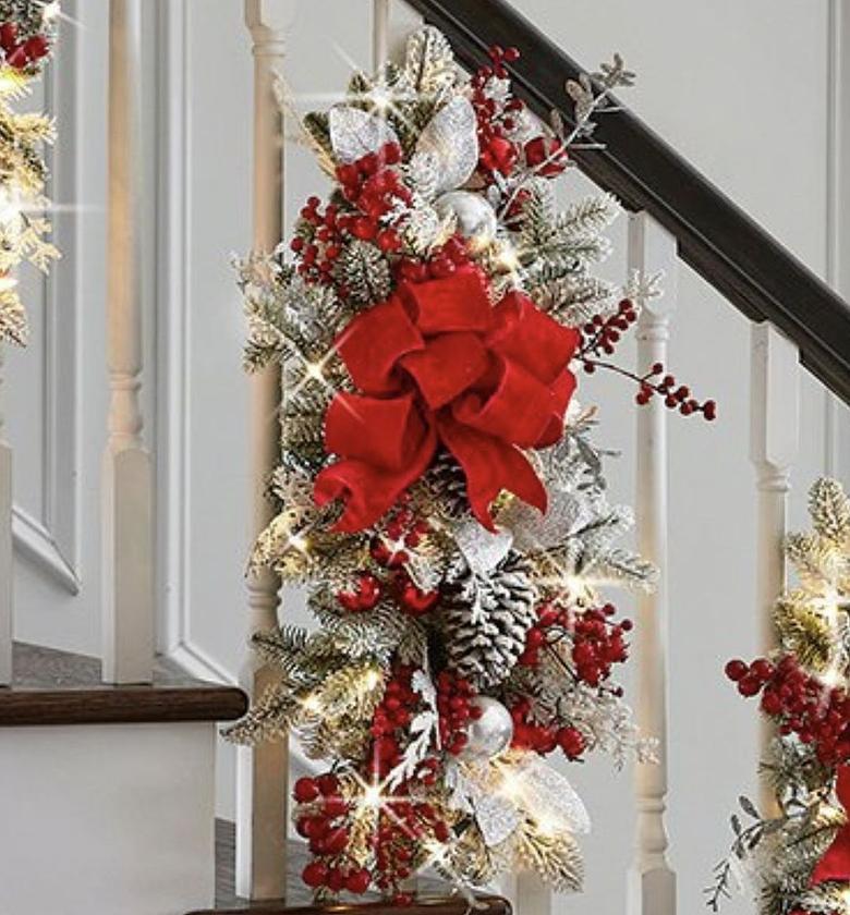 Glacier Berry Pre-Lit Christmas Swag image