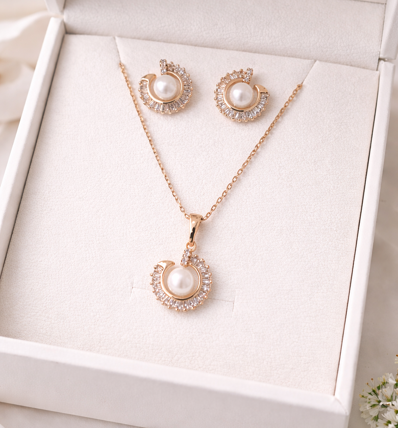 Rhinestone Pearl Set image