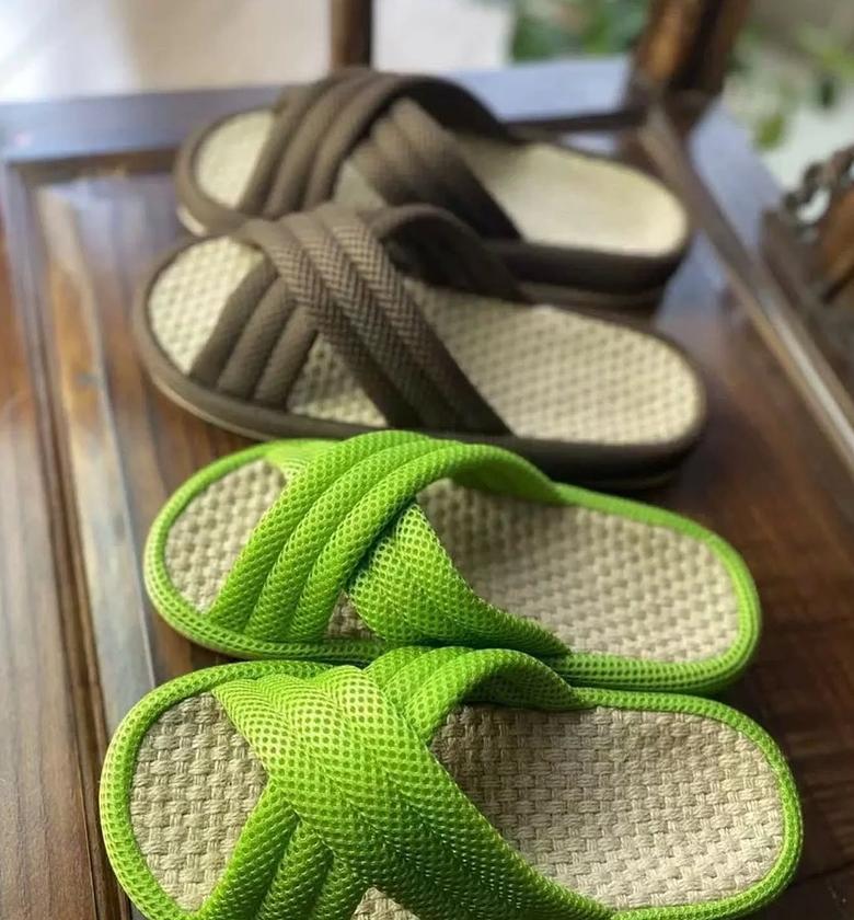 Unisex Luxury Flax Lounge Slippers image