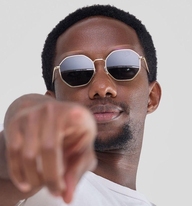 Kredo Gold Black image