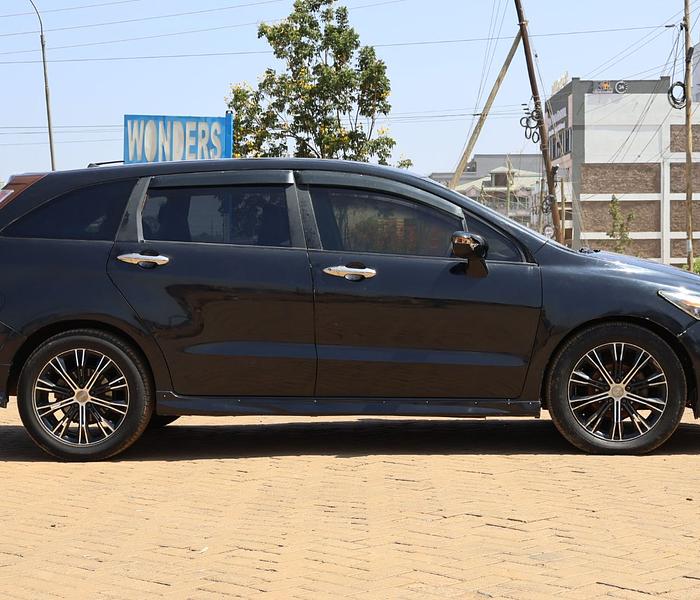 Honda Stream KCQ, YOM 2011 Model,  Automatic, Rating 1800cc image