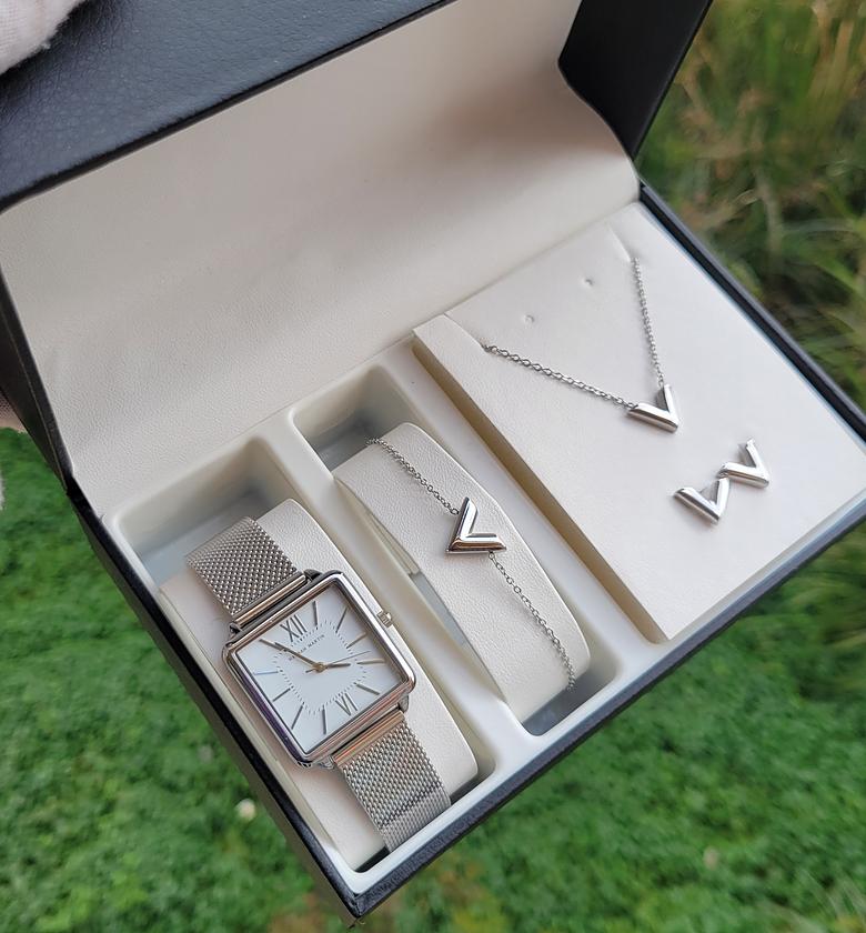 Silver set image