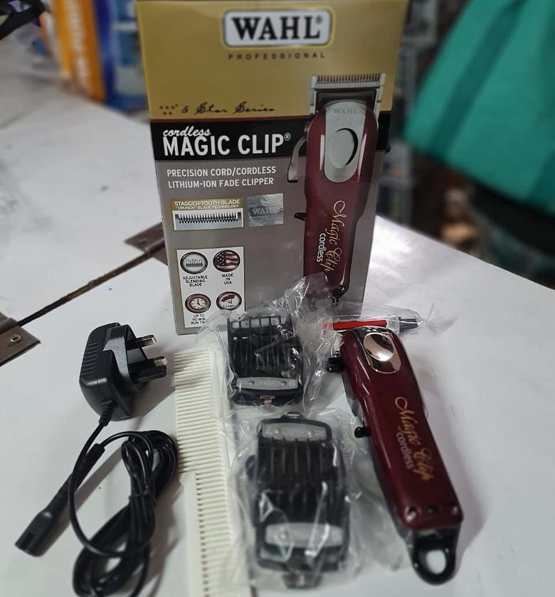 ELECTRIC SHAVER. Wahl Professional 5-Star Series Cord/Cordless Magic Clip Hair Clipper.  image