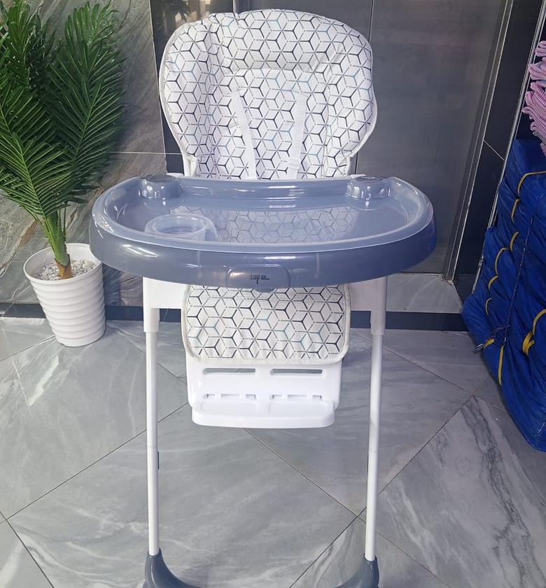 Foldable Kids Feeding Chair  image