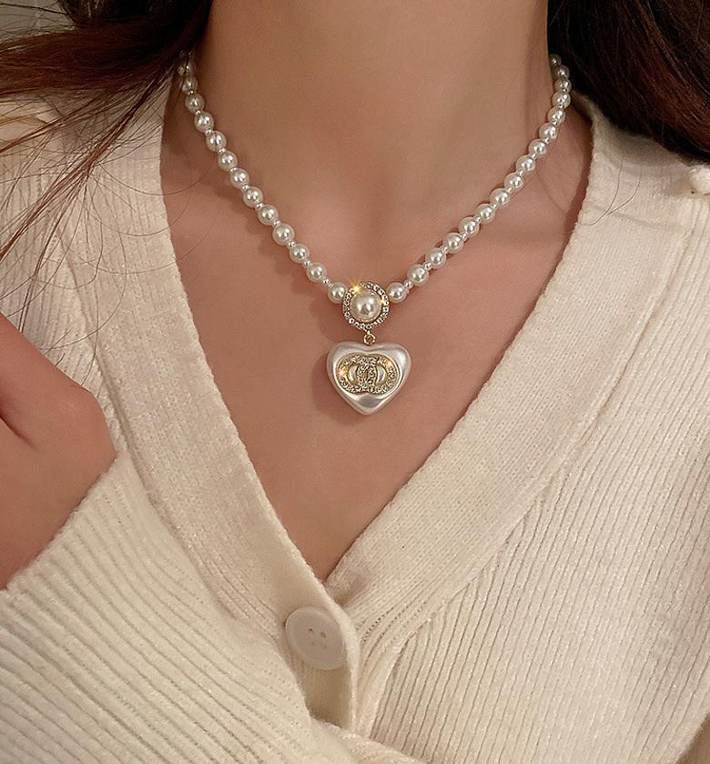 Pearl elegant multi-layer necklace  image