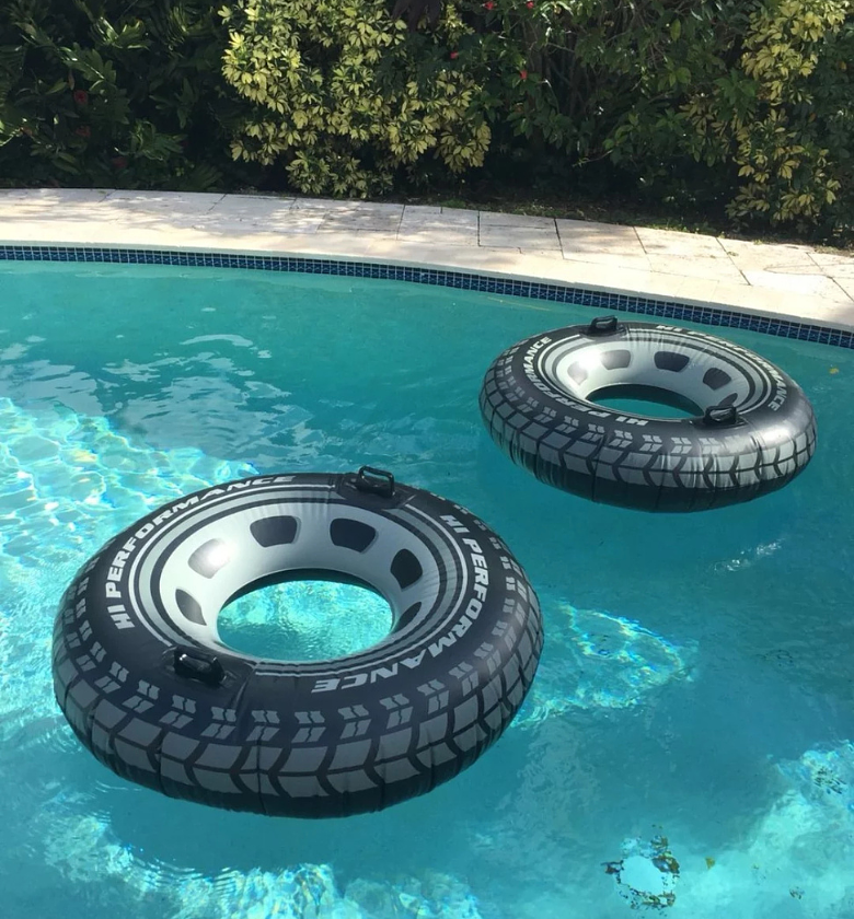 High-Performance Tire Tube Inflatable Pool Float image
