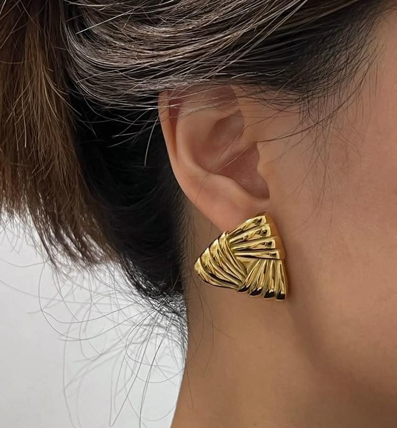 Triangle stud earrings  image