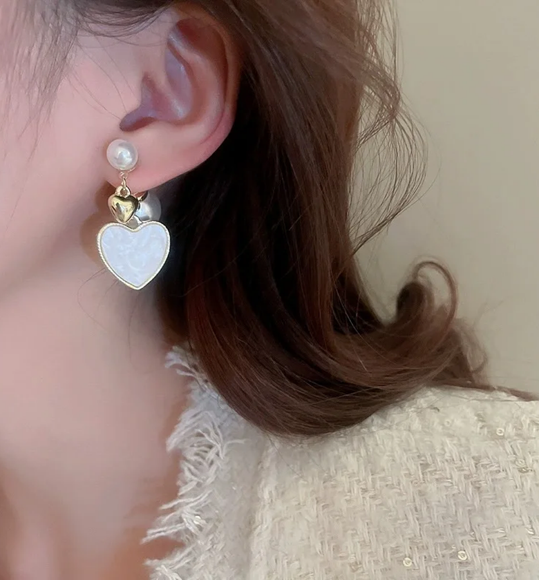 Love pearl reversible earrings  image