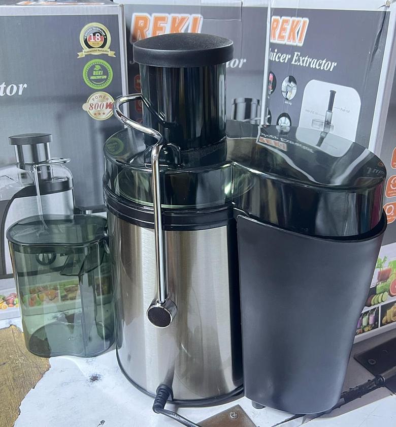  Reki 800W Electric Juice Extractor.  image