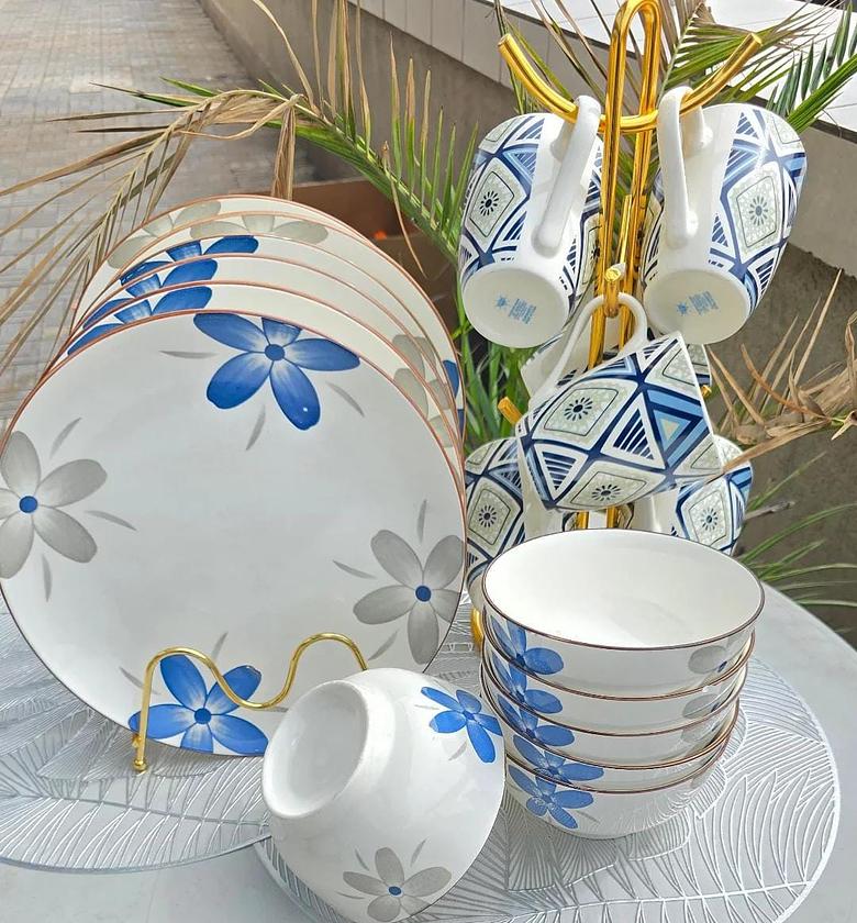 18PC BLUE COMBO DINNER SET. image