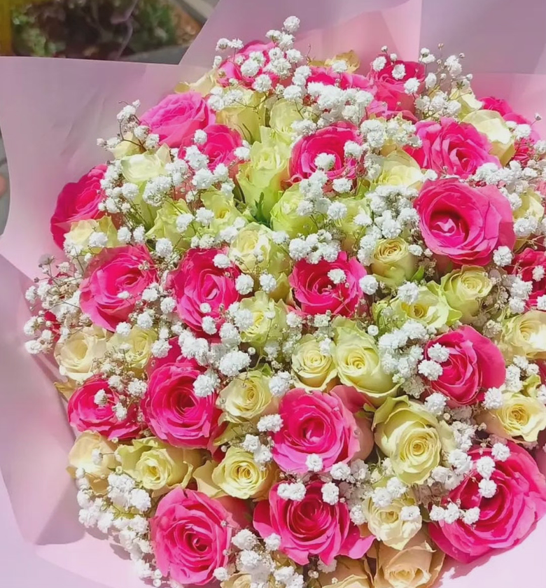Pink & White Premium Bouquet  image