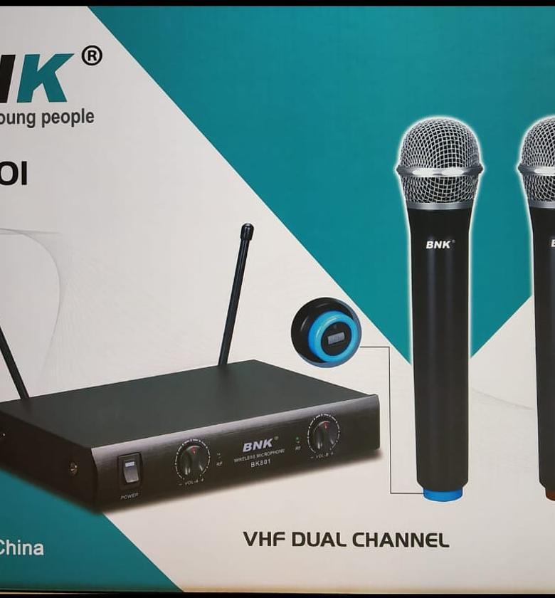 MICROPHONE. BNK BK801 VHF Dual Channel Wireless Microphone System. image
