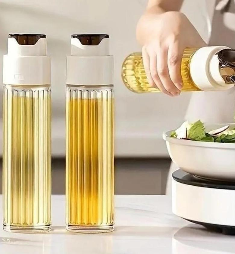 Luxury glass oil jar image