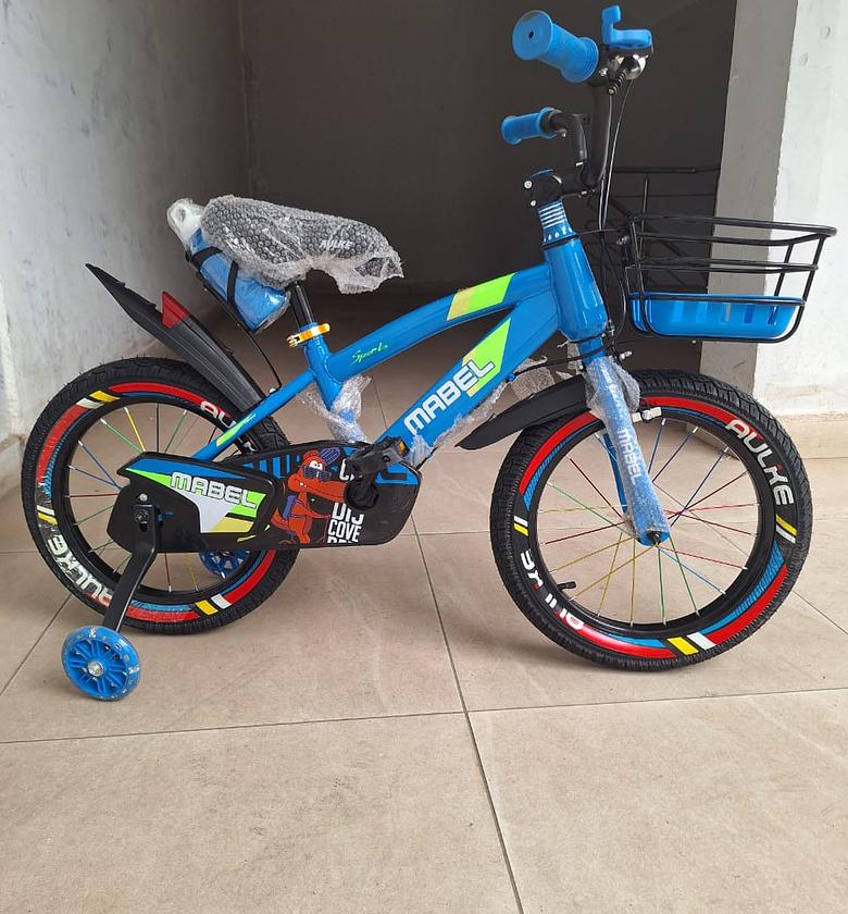 Size 16 kids adjustable bike with a front basket and a heavy duty carrier Age 4 to 8 years image
