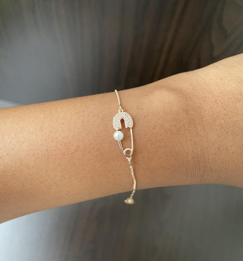 Darrel Dainty Bracelet  image