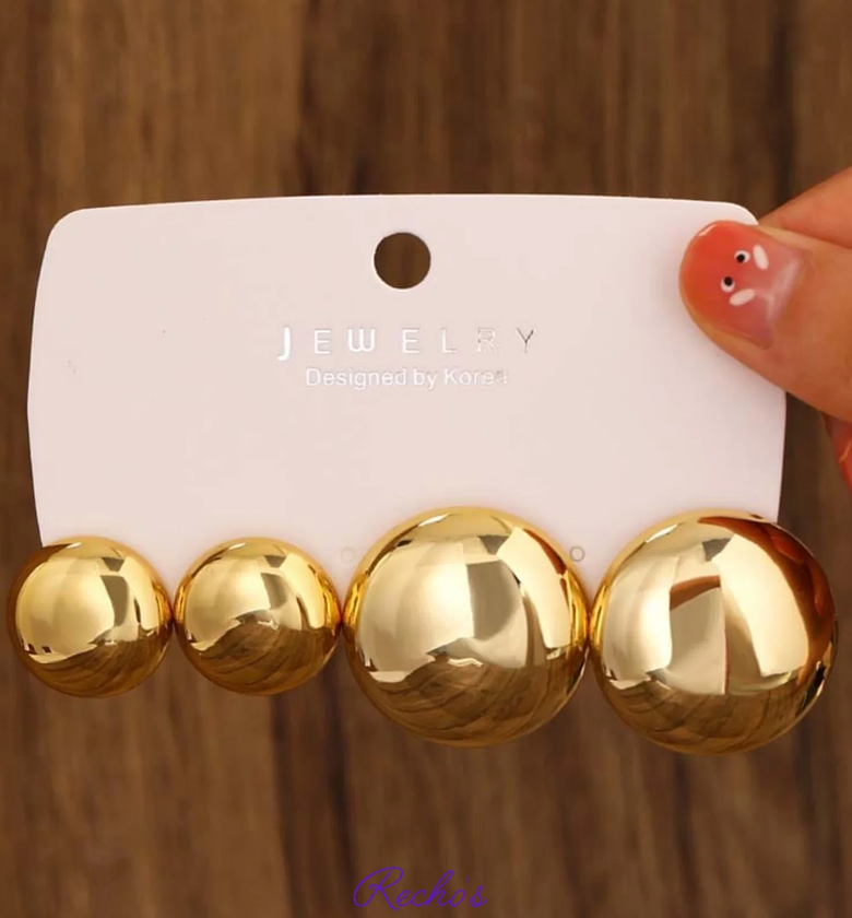 Stud Earrings Sets image