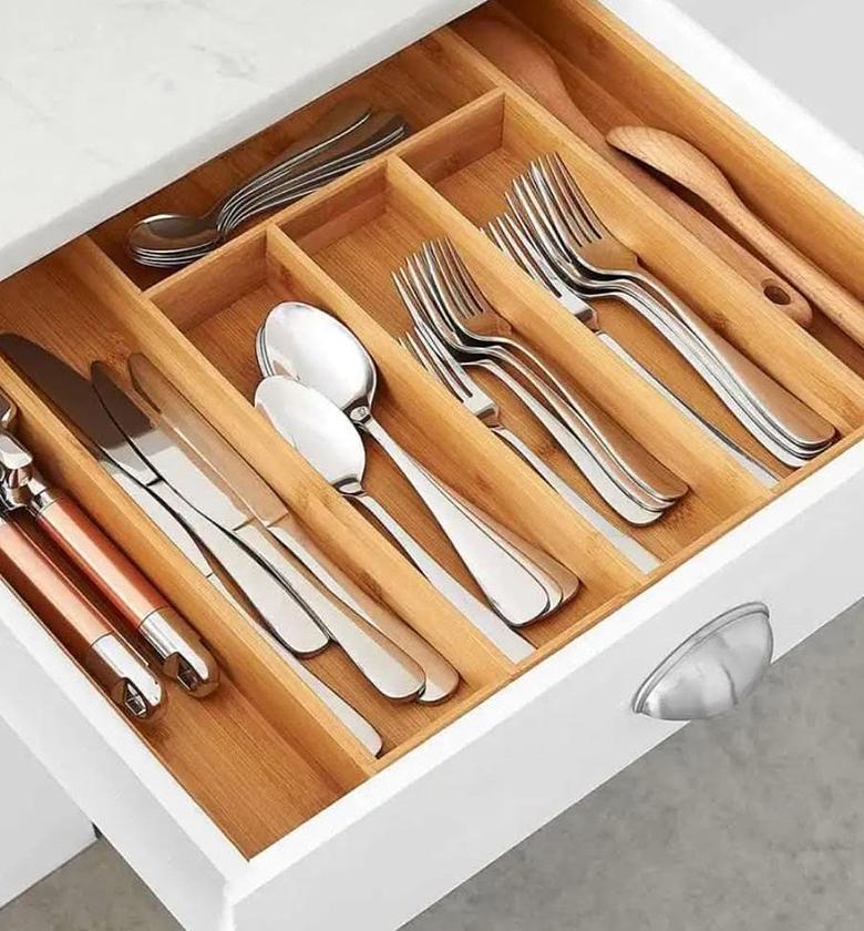 Expandable bamboo cutlery/drawer organizer. image
