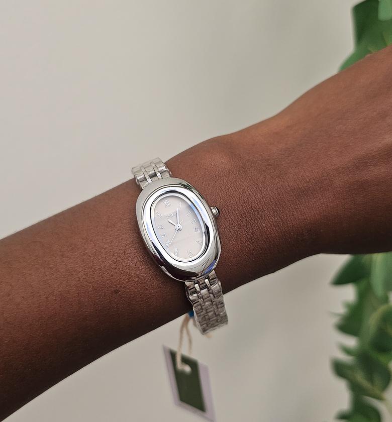 IEKE oval vintage watches  image