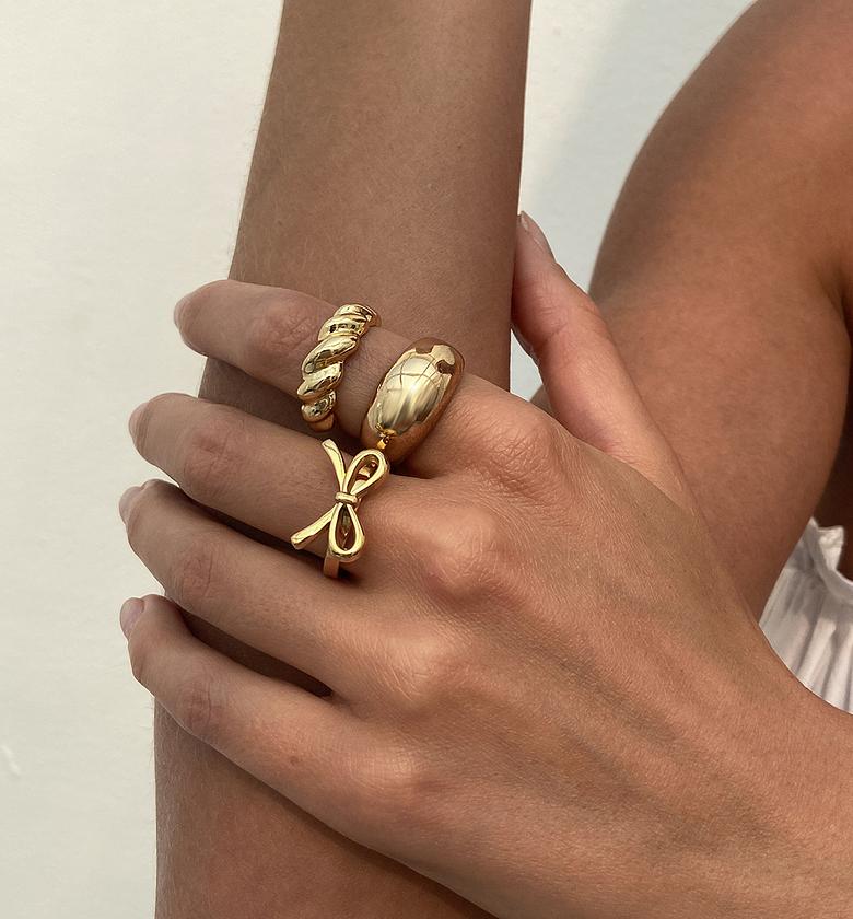 Bow chunky ring set image